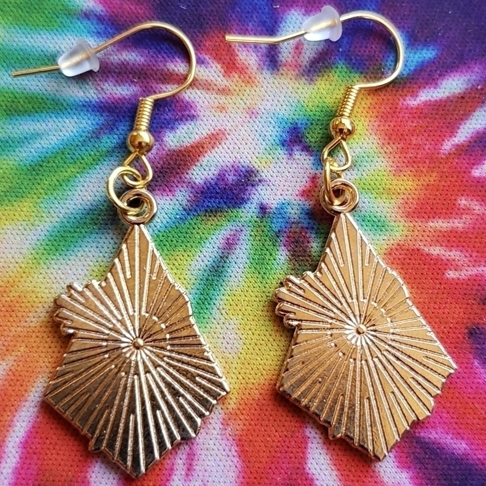 Handmade diamond skull butterfly flower earrings - Picture 4 of 5